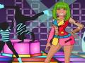 Nicki Minaj обличане, за да играят онлайн